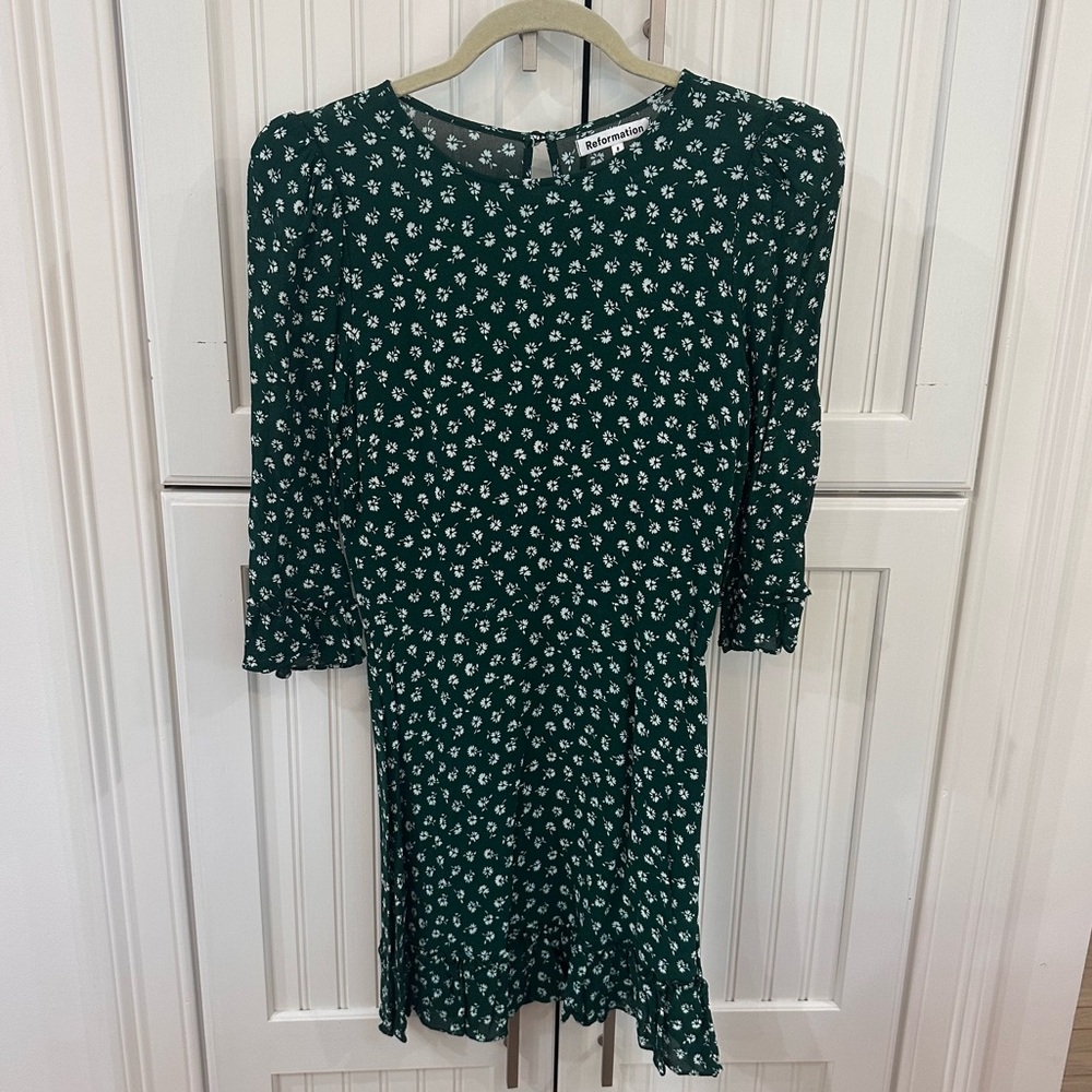 Reformation Doutzen Floral Print Mini Dress in Chive Size 8